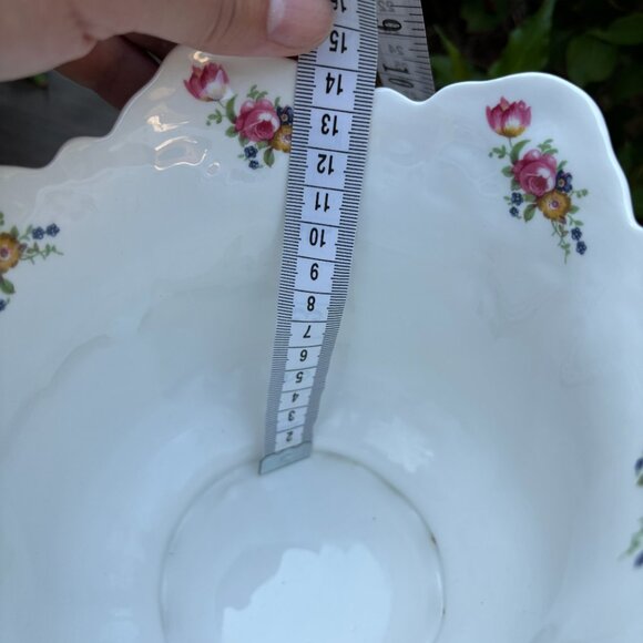 Vintage Royal Castle Bone China Floral Planter Vase Scalloped Rim Porcelain Pot - Picture 14 of 16